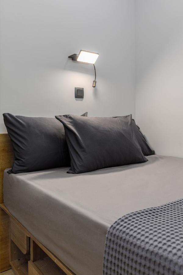 Stylish And Modern - Miltos Appartement
